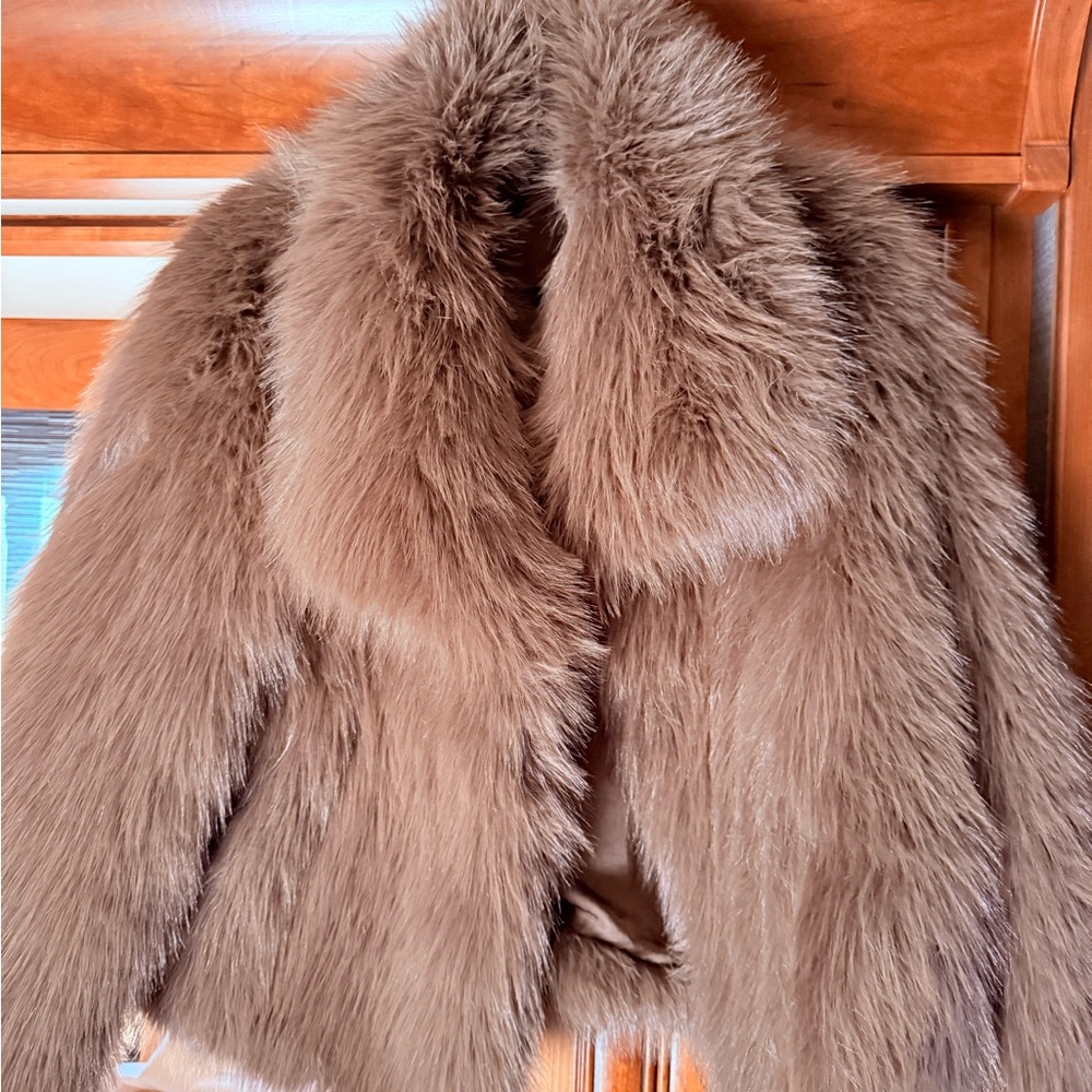 Luxurious ZARA Brown Faux Fur Jacket size medium (8-10)